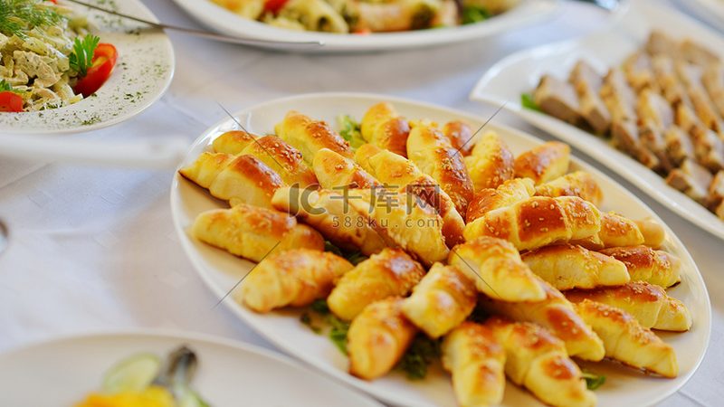 智慧食材配送系统参数配置：核心要素与优化策略
